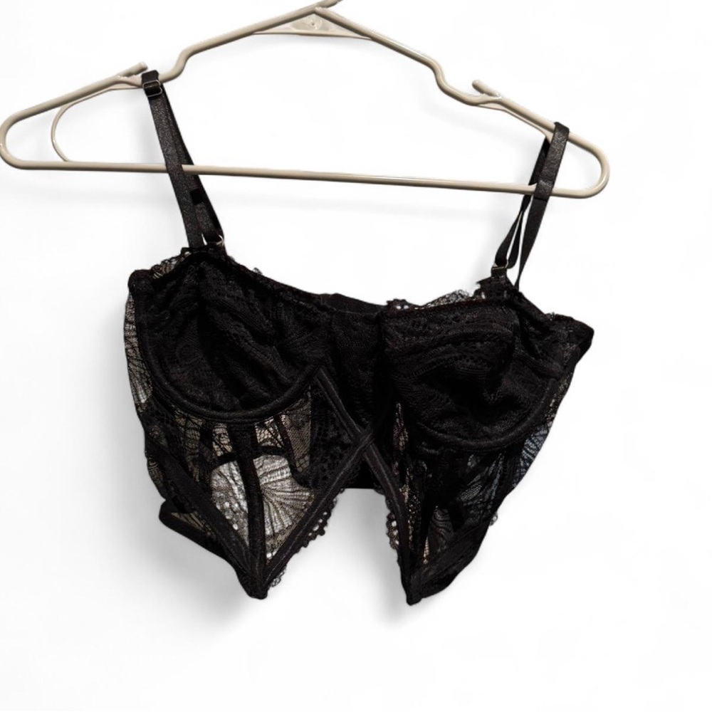 Black Lace Corset with adjustable straps